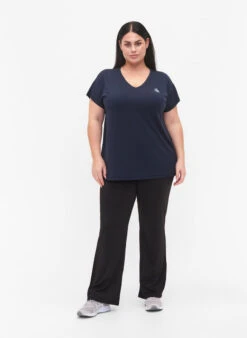 Short-sleeved Sports T-shirt With V-neckline -Chic Soldes A00053G 1496 ModelFullBody