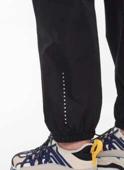 Rain Trousers With Reflectors -Chic Soldes A01035B 0199 ModelDetail1