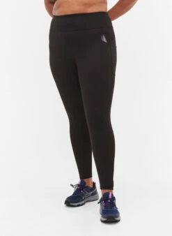 CORE, POCKET TIGHTS - Workout Leggings With Side Pocket -Chic Soldes A01100A 0199 ModelDetail2