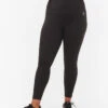 CORE, V-SHAPE DEFINE TIGHTS - Cropped Training Tights With V-shape Back -Chic Soldes A01120A 0199 ModelFront