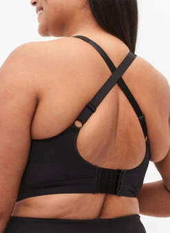 CORE, SUPER HIGH, SPORTS BRA - Sports Bra With Adjustable Shoulder Straps -Chic Soldes A01124A 0199 ModelDetail1