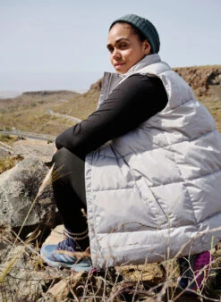 Sporty Vest With High Collar And Pockets -Chic Soldes A01159A 0233 ImageBack