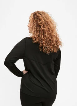 Baselayer Blouse With Pockets And Mesh -Chic Soldes A01197A 0199 ModelBack