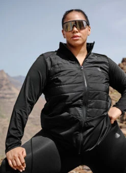 Sportscardigan With Quilt And Zipper