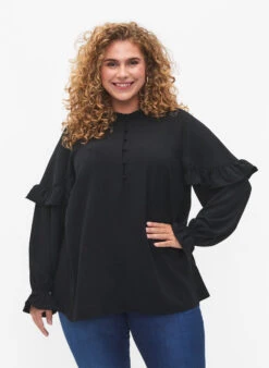 Zizzi Blouse With Ruffles And Buttons