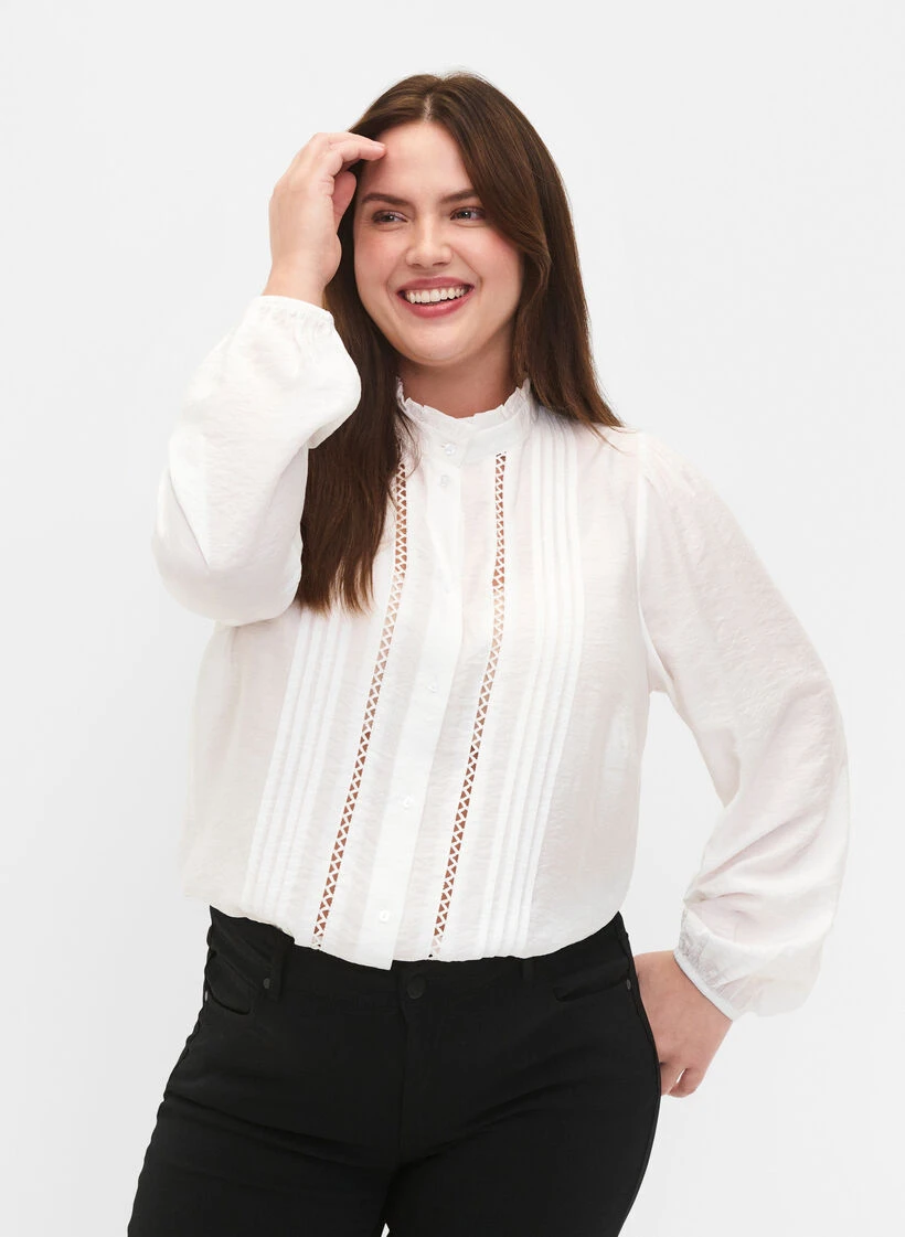 Zizzi Viscose Shirt Blouse With Ruffle Collar 4 Zizzi Viscose Shirt Blouse With Ruffle Collar – Image 2