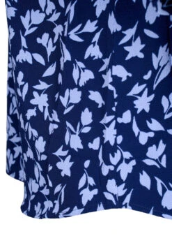Zizzi Floral Blouse With 3/4 Sleeves -Chic Soldes CA02389B 8000 Details2