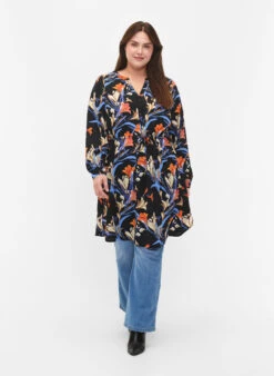 Zizzi Printed Dress With Drawstring At The Waist -Chic Soldes CA02389C 9993 ModelFullBody