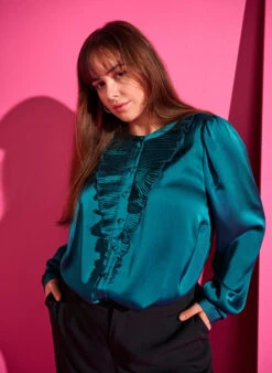 Zizzi Satin Shirt Blouse With Ruffle Details