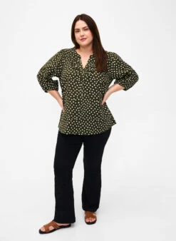 Zizzi 3/4 Sleeve Cotton Blouse With Polka Dots -Chic Soldes CA02408A 0787 ModelFullBody
