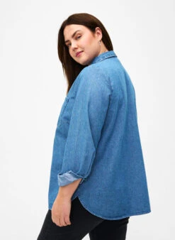 Zizzi Long Sleeve Denim Shirt With Chest Pocket -Chic Soldes CA02411A 1025 ModelBack
