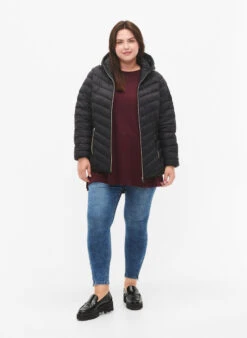 Zizzi Lightweight Jacket With Hood -Chic Soldes CA52734F 0199 ModelFullBody
