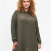 Zizzi Long Viscose Shirt With Long Sleeves -Chic Soldes E03014Q 2151 ModelFront