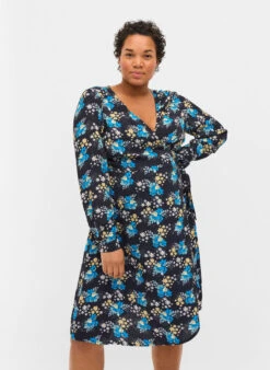 Zizzi Floral Maternity Wrap Dress In Viscose
