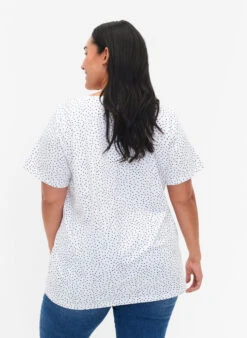 Zizzi Cotton T-shirt With Dots And V-neck -Chic Soldes E04155A 9992 ModelBack