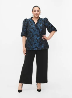 Zizzi Jacquard Wrap Blouse With 3/4 Sleeves -Chic Soldes E04172A 0199 ModelFullBody