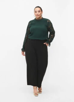 Zizzi Viscose Blouse With Crochet Sleeves -Chic Soldes E04176A 0906 ModelFullBody