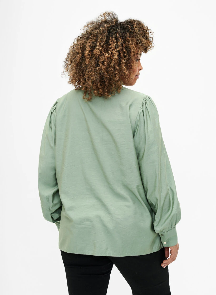 Zizzi Viscose Shirt Blouse With Ruffles 4 Zizzi Viscose Shirt Blouse With Ruffles – Image 2