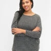 Zizzi Round Neck Blouse With Striped Pattern -Chic Soldes E04210A 0199 ModelFront