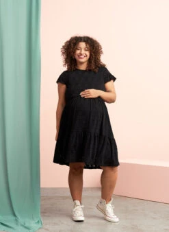 Zizzi Pregnancy Dress In Broderie Anglaise With Breastfeeding Function