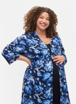 Zizzi Pregnancy Kimono With 3/4 Sleeves -Chic Soldes E05159A 9990 ModelDetail1