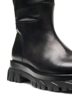 Zizzi Wide Fit Leather Boot With Zip 11 Zizzi Wide Fit Leather Boot With Zip -Chic Soldes F00007A 0199 Back