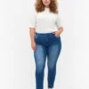 Zizzi Slim Fit Emily Jeans With Normal Waist -Chic Soldes J10305A 1030 ModelFront