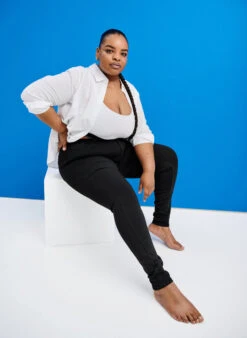 Zizzi Stay Black Amy Jeans With High Waist