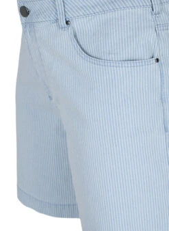 Zizzi Denim Shorts In A Striped Pattern -Chic Soldes J10886B 9990 Details1