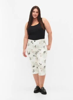 Zizzi Capri Jeans With Floral Print And High Waist