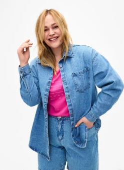 Zizzi Loose Denim Shirt With Chest Pocket