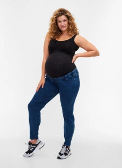 Zizzi Maternity Jeggings With Back Pockets -Chic Soldes J20200C 1077 ModelFullBody