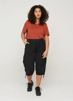 Zizzi Loose Cropped Trousers In Cotton