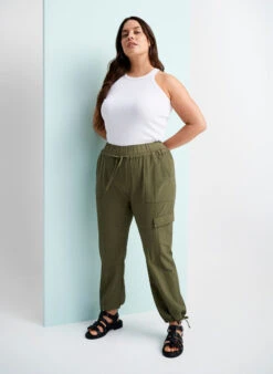 Zizzi Loose Cargo Trousers In Cotton