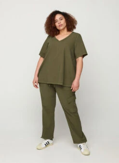 Zizzi Loose Cargo Trousers In Cotton -Chic Soldes J80000S 1580 ModelFullBody