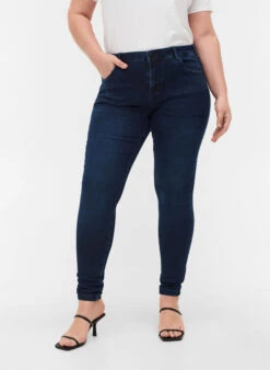 Zizzi Super Slim, High-rise Amy Jeans -Chic Soldes J99370A 1079 ModelDetail2
