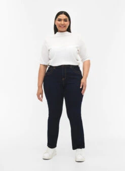 Zizzi Slim Fit Vilma Jeans With A High Waist