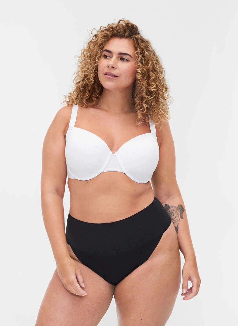 Bra With Moulded Cups And Underwire 6 Bra With Moulded Cups And Underwire – Image 4