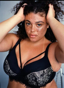 Padded Bra With Lace And String