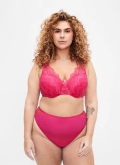 Brazilian Lace Panties With Regular Waist