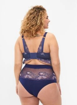 Hipster Panty With Lace And Regular Waist -Chic Soldes L00946B 1490 ModelBack