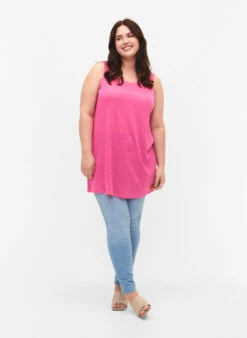 Zizzi Top With Structure And Round Neckline -Chic Soldes M57811G 2219 ModelFullBody