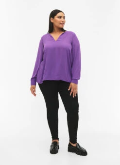 Zizzi Long Sleeve Blouse With Wrinkles On The Back -Chic Soldes M58950C 1035 ModelFullBody