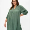 Zizzi Viscose Tunic With 3/4 Sleeves -Chic Soldes M58978A 0293 ModelFront