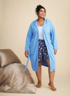 Zizzi Morning Robe With Zipper And Hood