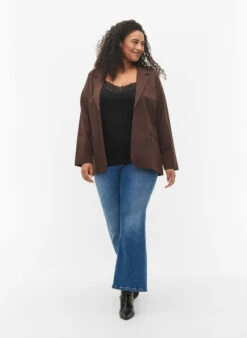 Zizzi Viscose Top With Lace Details -Chic Soldes M59971C 0199 ModelFullBody