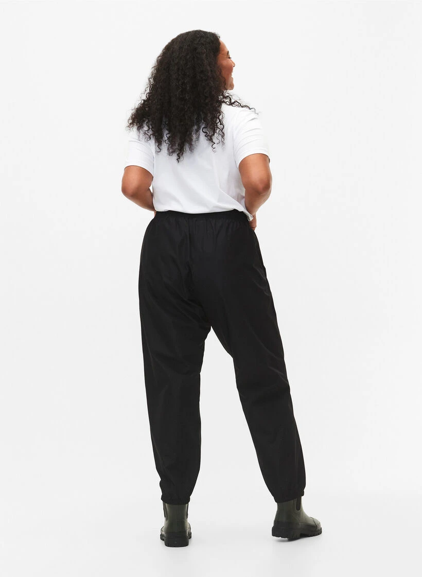 Zizzi Rain Pants With Elastic And Drawstring 4 Zizzi Rain Pants With Elastic And Drawstring – Image 2