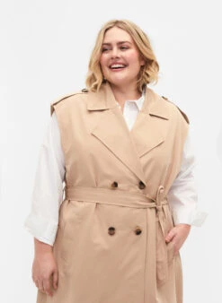 Zizzi Long Waistcoat With Belt -Chic Soldes M61173A 0711 ModelDetail2