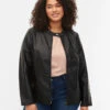 Zizzi Faux Leather Jacket With Pockets -Chic Soldes M61175A 0199 ModelFront