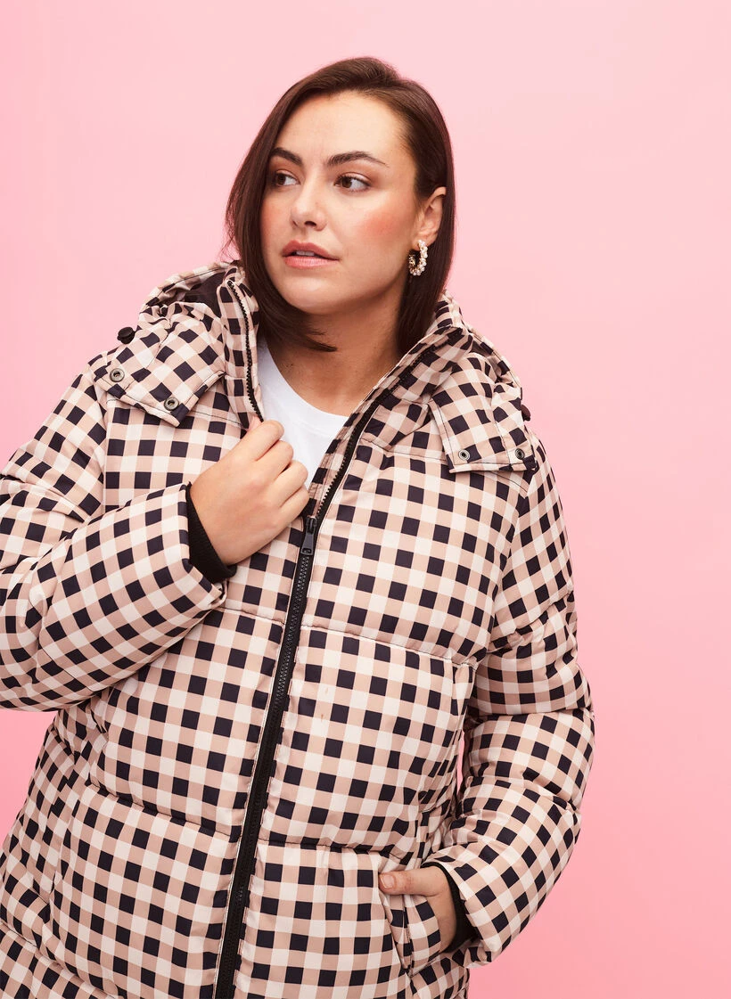 Zizzi Checked Puffer Winter Jacket 5 Zizzi Checked Puffer Winter Jacket – Image 3